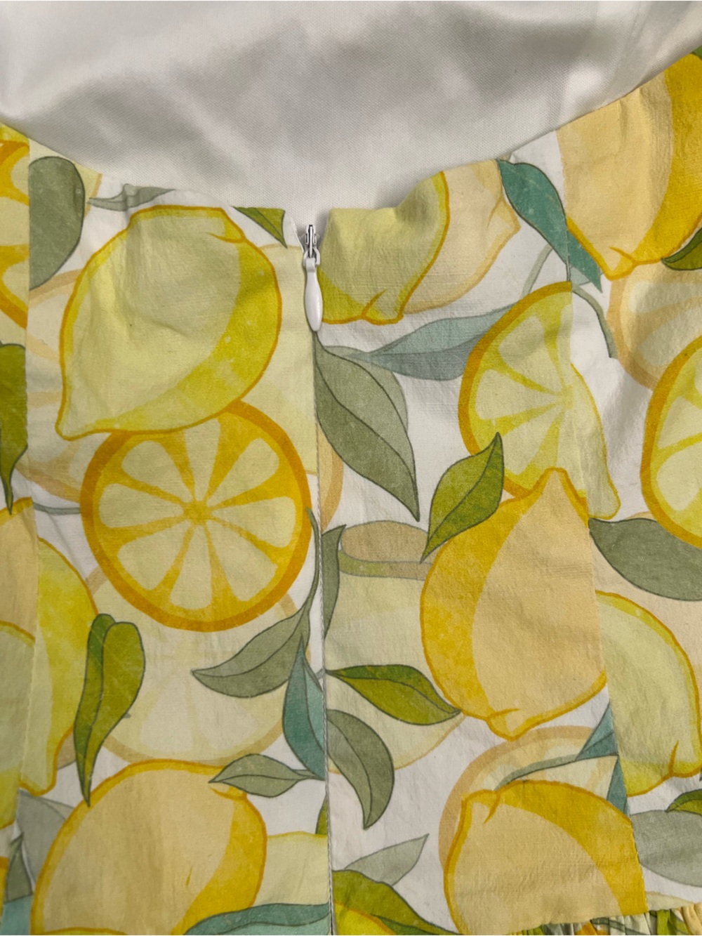 Avec Les Filles Limoncello Lemon Print Convertible Romper Dress - Picture 6 of 10